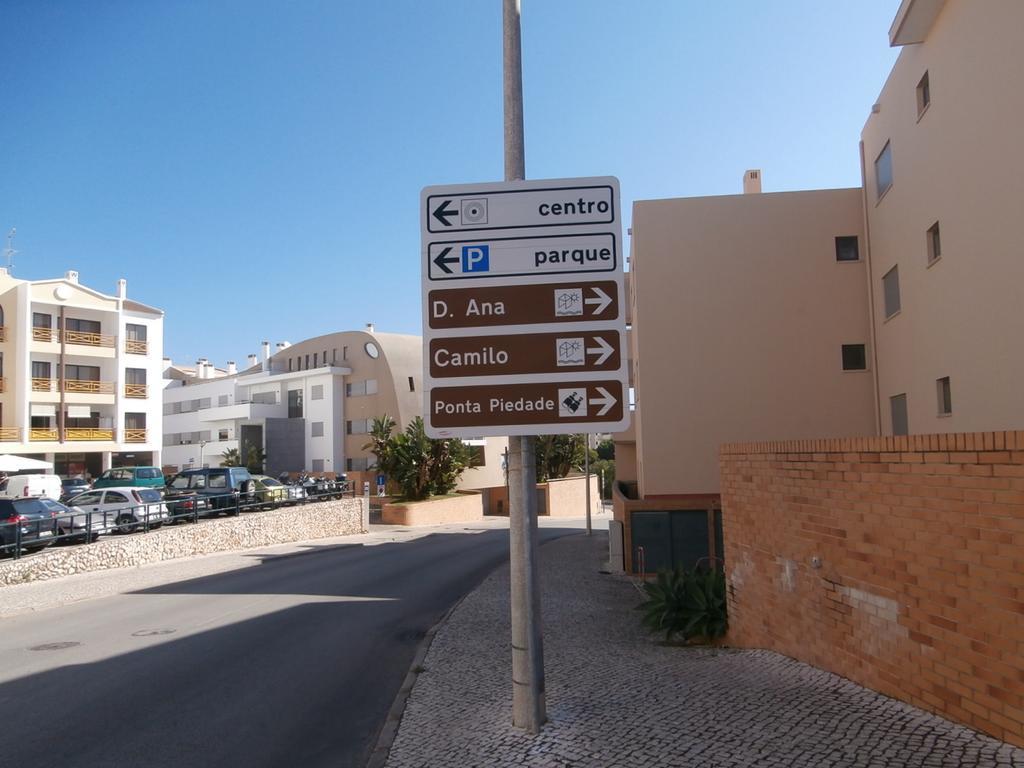 Apartmento Praia Da Dona Ana Lagos Phòng bức ảnh