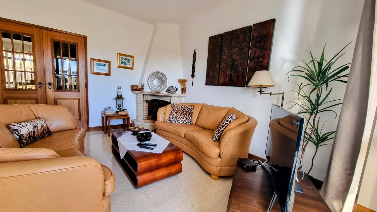 Apartmento Praia Da Dona Ana Lagos Ngoại thất bức ảnh