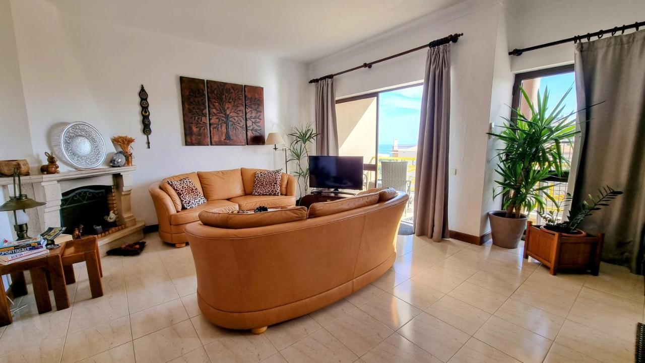 Apartmento Praia Da Dona Ana Lagos Ngoại thất bức ảnh
