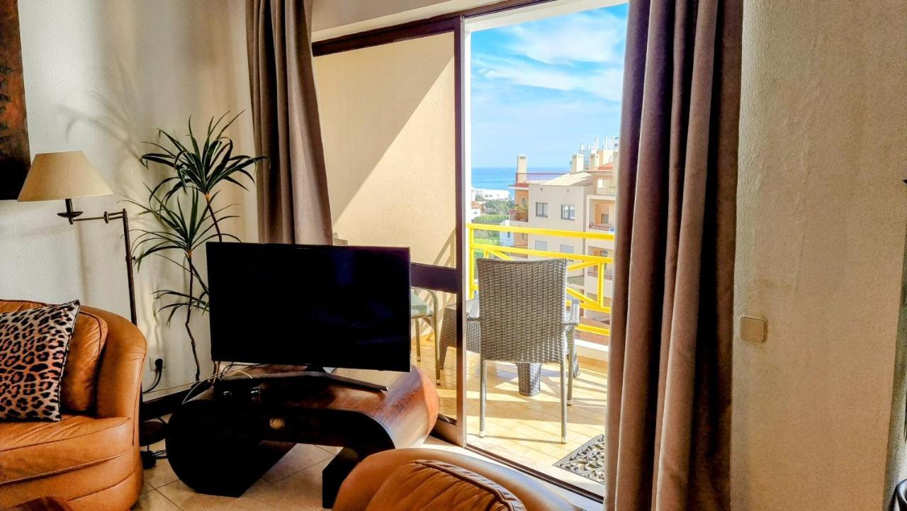 Apartmento Praia Da Dona Ana Lagos Ngoại thất bức ảnh