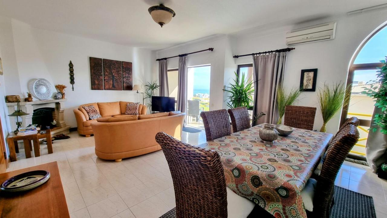 Apartmento Praia Da Dona Ana Lagos Ngoại thất bức ảnh