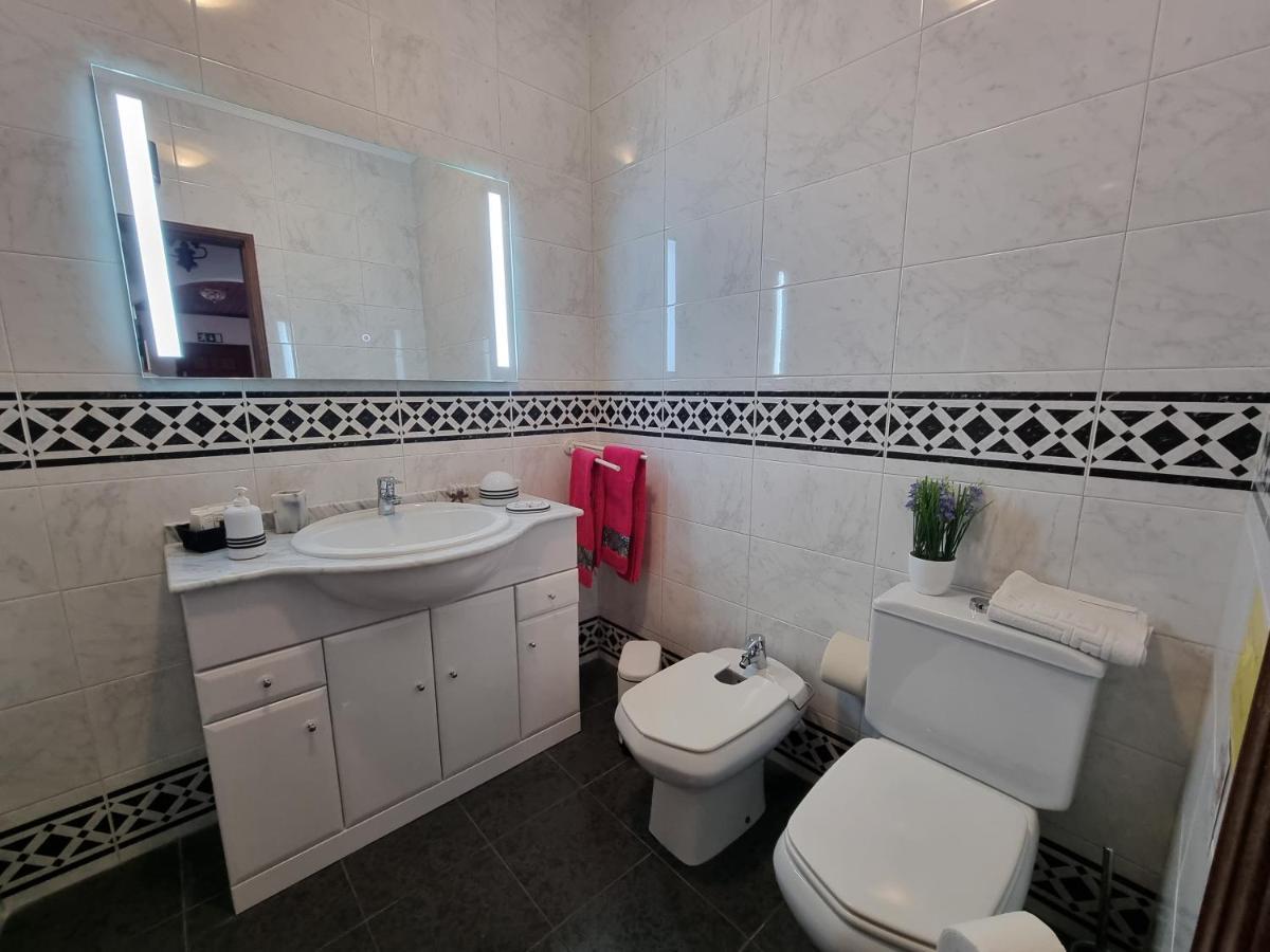 Apartmento Praia Da Dona Ana Lagos Ngoại thất bức ảnh