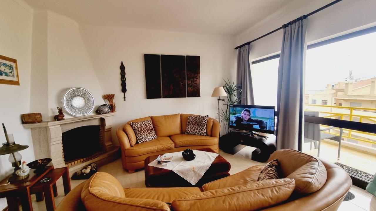 Apartmento Praia Da Dona Ana Lagos Ngoại thất bức ảnh
